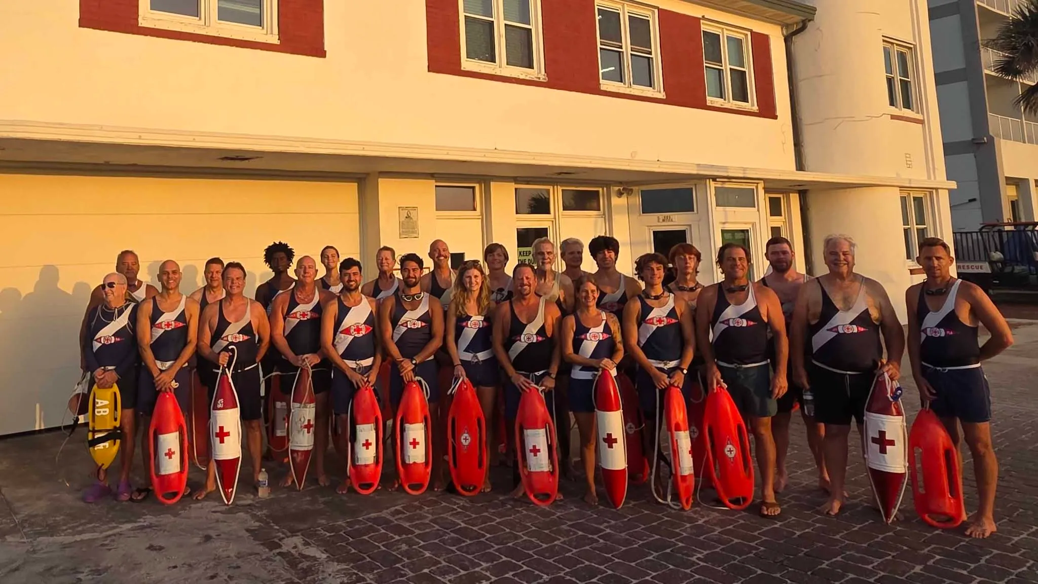 Meninak Ocean Marathon pre-swim group